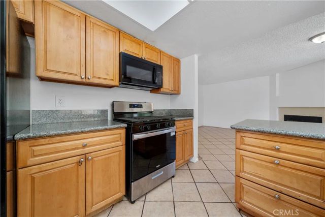 1404 Springline Drive, Palmdale, CA 93550
