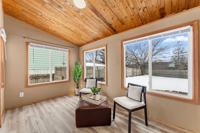 4928 4th Street NE, Columbia Heights, MN 55421