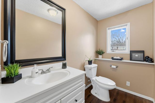 4928 4th Street NE, Columbia Heights, MN 55421