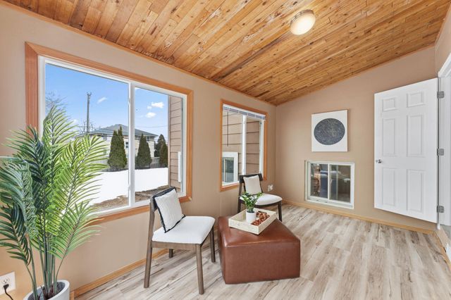 4928 4th Street NE, Columbia Heights, MN 55421