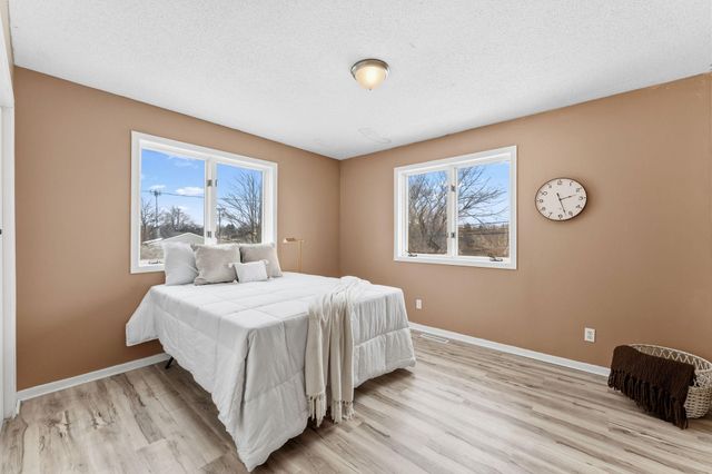 4928 4th Street NE, Columbia Heights, MN 55421