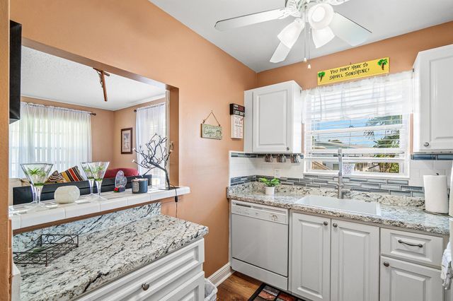 329 Markham O, Deerfield Beach, FL 33442