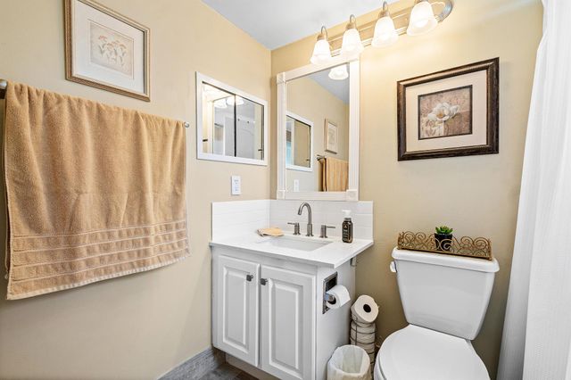 329 Markham O, Deerfield Beach, FL 33442