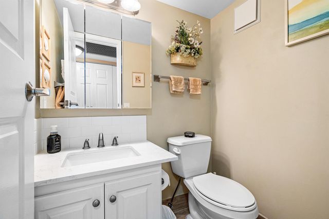 329 Markham O, Deerfield Beach, FL 33442