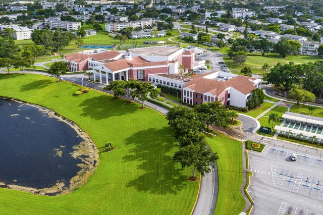 329 Markham O, Deerfield Beach, FL 33442