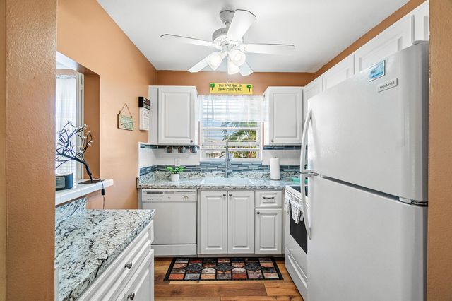 329 Markham O, Deerfield Beach, FL 33442