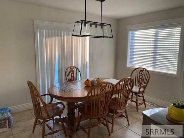 5 N Oak Circle, Rigby, ID 83442