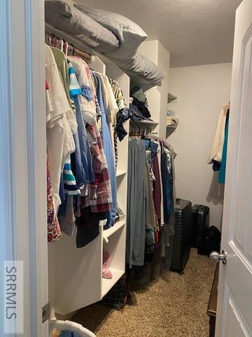 5 N Oak Circle, Rigby, ID 83442