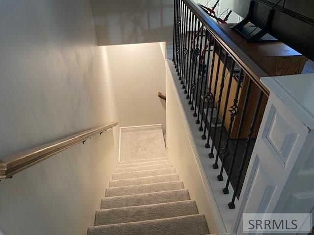 5 N Oak Circle, Rigby, ID 83442