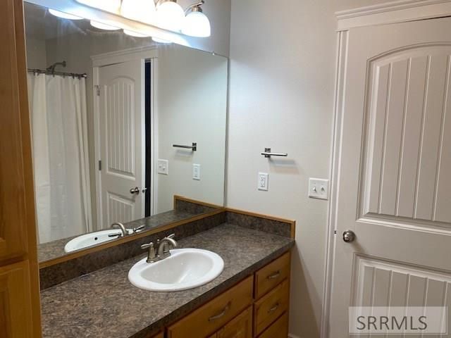 5 N Oak Circle, Rigby, ID 83442