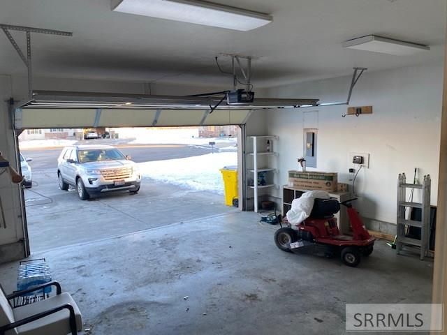 5 N Oak Circle, Rigby, ID 83442