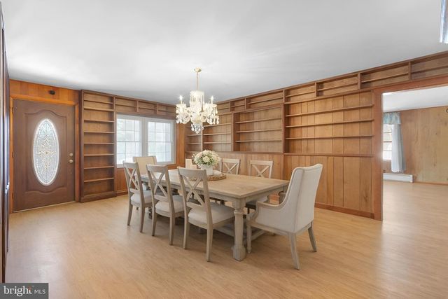 2115 W MAIN ST, Stroudsburg, PA 18360