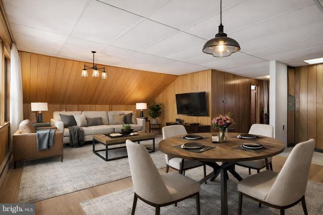 2115 W MAIN ST, Stroudsburg, PA 18360