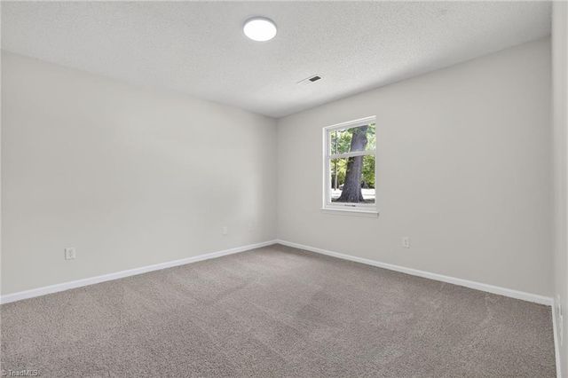 3109 Iris Place, Greensboro, NC 27405