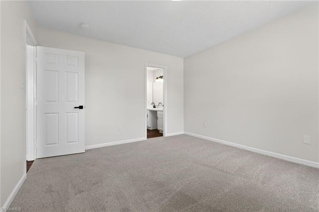 3109 Iris Place, Greensboro, NC 27405