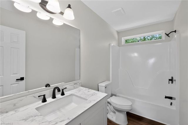 3109 Iris Place, Greensboro, NC 27405