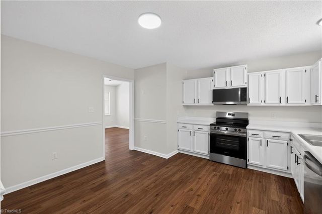 3109 Iris Place, Greensboro, NC 27405