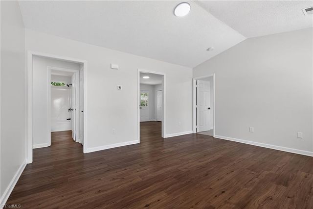 3109 Iris Place, Greensboro, NC 27405