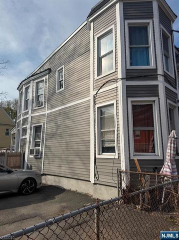 189 Duane Street, Orange, NJ 07050