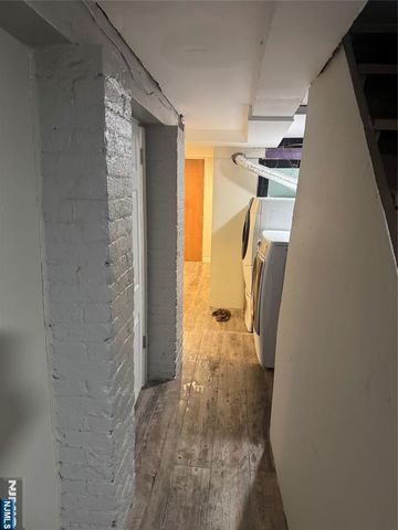 189 Duane Street, Orange, NJ 07050