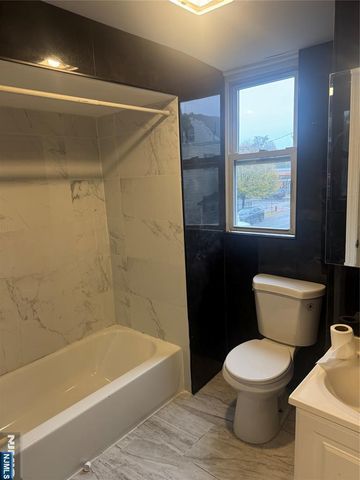 189 Duane Street, Orange, NJ 07050