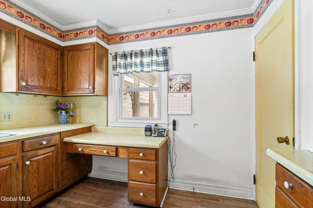 5 Glenbrook Road, Glenville, NY 12302