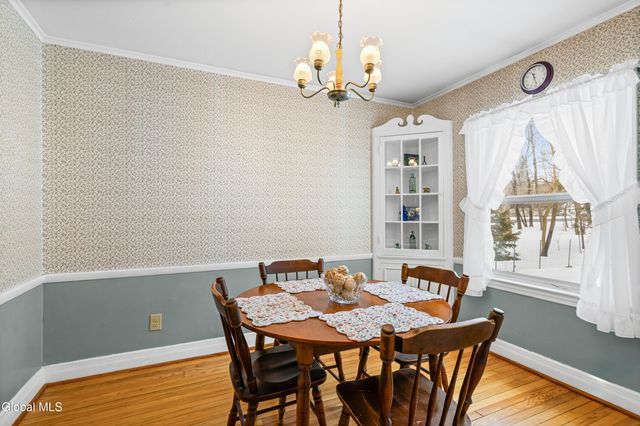 5 Glenbrook Road, Glenville, NY 12302