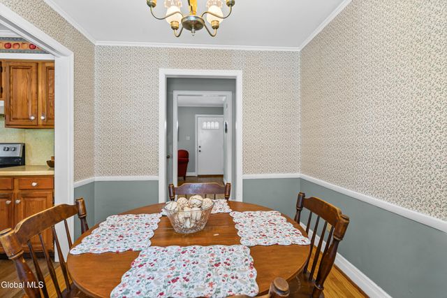 5 Glenbrook Road, Glenville, NY 12302