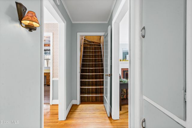 5 Glenbrook Road, Glenville, NY 12302