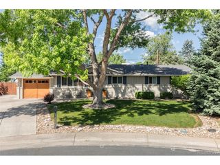 9248 W Virginia Cir, Lakewood, CO 80226