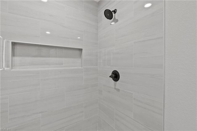 1330 25th ST, Newport News, VA 23607