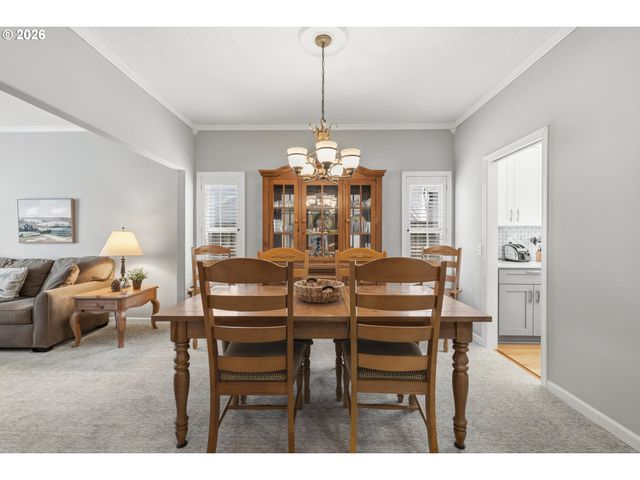2471 Ne LINDSEY Dr, Hillsboro, OR 97124