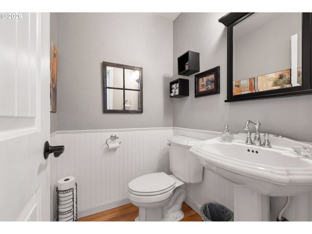 2471 Ne LINDSEY Dr, Hillsboro, OR 97124