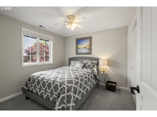 2471 Ne LINDSEY Dr, Hillsboro, OR 97124