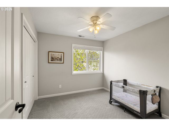 2471 Ne LINDSEY Dr, Hillsboro, OR 97124