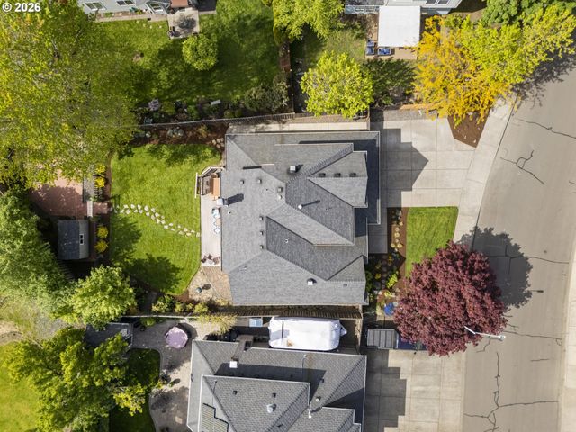 2471 Ne LINDSEY Dr, Hillsboro, OR 97124