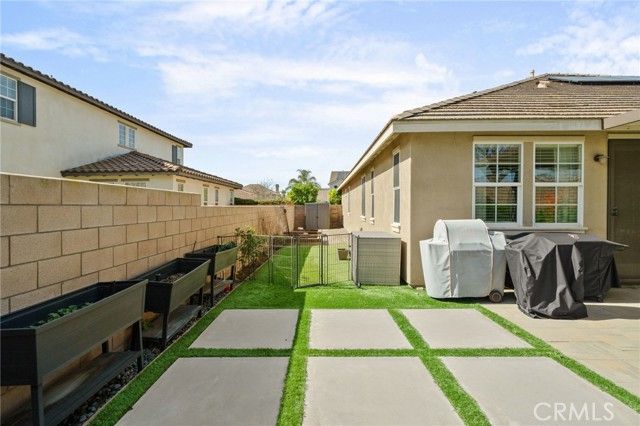 14215 Rolling Stream Place, Eastvale, CA 92880