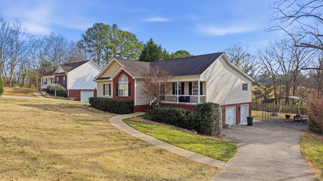 210 Hiwassee Drive NE, Charleston, TN 37310