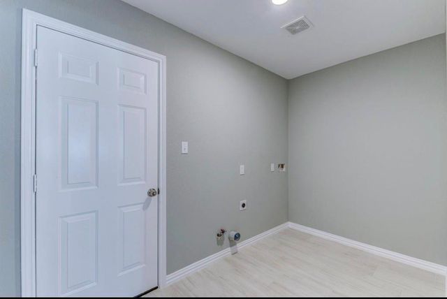 5824 Glen Lee Drive, Houston, TX 77396