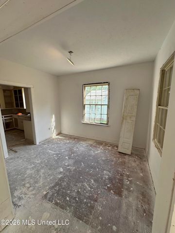 1051 Monroe Street, Jackson, MS 39202