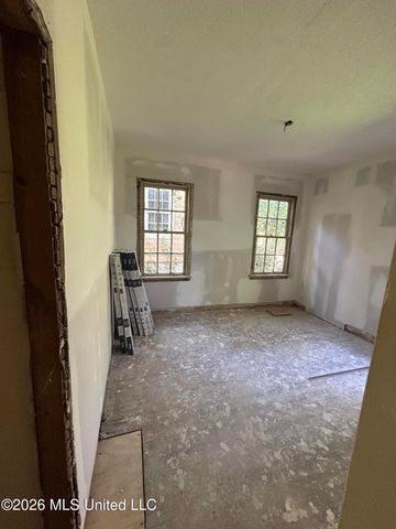 1051 Monroe Street, Jackson, MS 39202