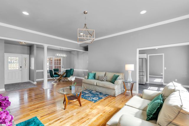 912 Still Spring Run, Inman, SC 29349