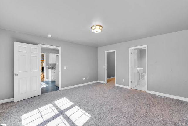 912 Still Spring Run, Inman, SC 29349