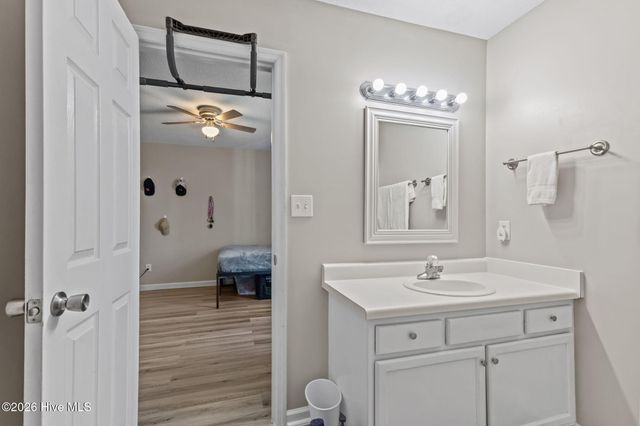 229 Gray Fox Run, Hubert, NC 28539