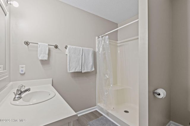 229 Gray Fox Run, Hubert, NC 28539