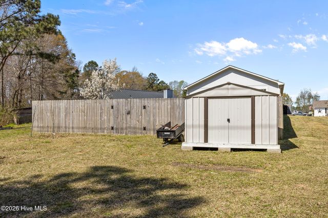 229 Gray Fox Run, Hubert, NC 28539