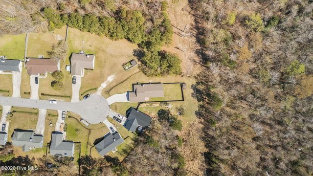 229 Gray Fox Run, Hubert, NC 28539