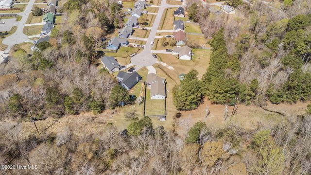 229 Gray Fox Run, Hubert, NC 28539