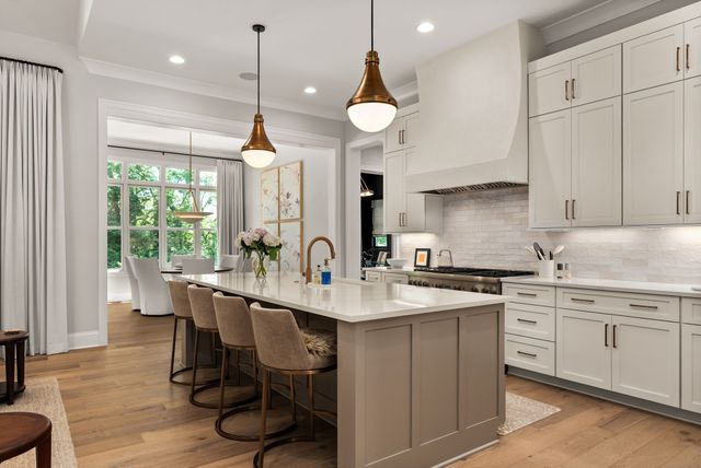 411 Stephens Valley Blvd, Nashville, TN 37221