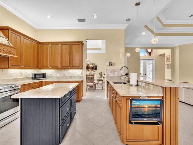 7191 Corning Circle, Boynton Beach, FL 33437